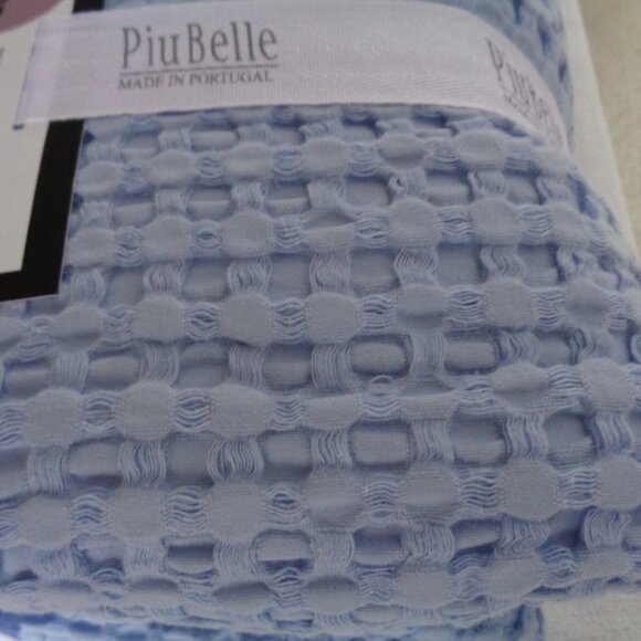 NWT Piubelle Queen Bedspread - Picture 2 of 2